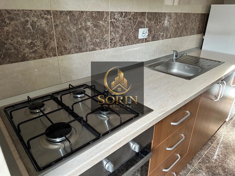 Apartament cu 2 camere decomandat în Berceni - Poză 3
