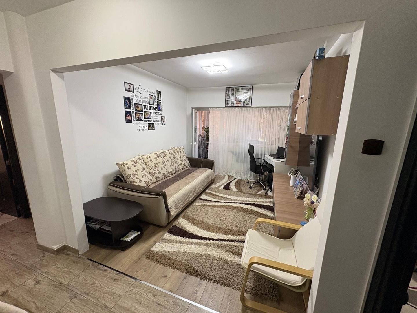 Apartament elegant cu trei camere, Drumul Gazarului, 99.900 € - Poză 1