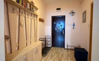 3 camere | 61 mp | Etaj 1 | Mobilat complet | Gata de mutat | Strand - Poză 12