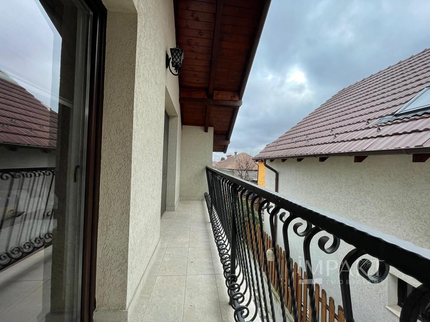Casa  cu 4 Camere si Garaj in Cartierul Someseni, Cluj-Napoca - Poză 14