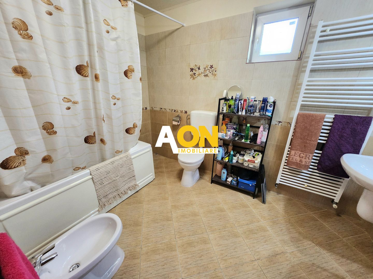 De vanzare casa 6 camere 8142 mp teren in Oarda de Sus - Poză 22