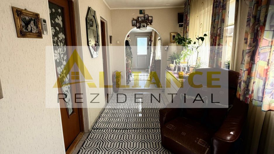 CASĂ INDIVIDUALĂ DE VÂNZARE - Poză 12
