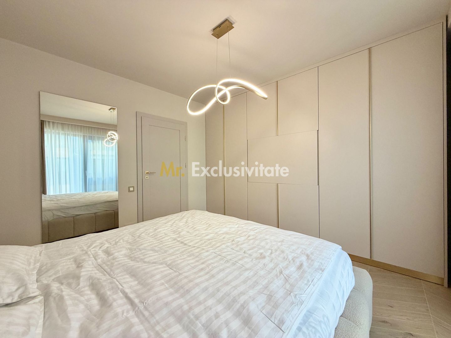 Prima inchiriere, 3 camere ultrafinisat, Intre Lacuri Residence - Poză 12