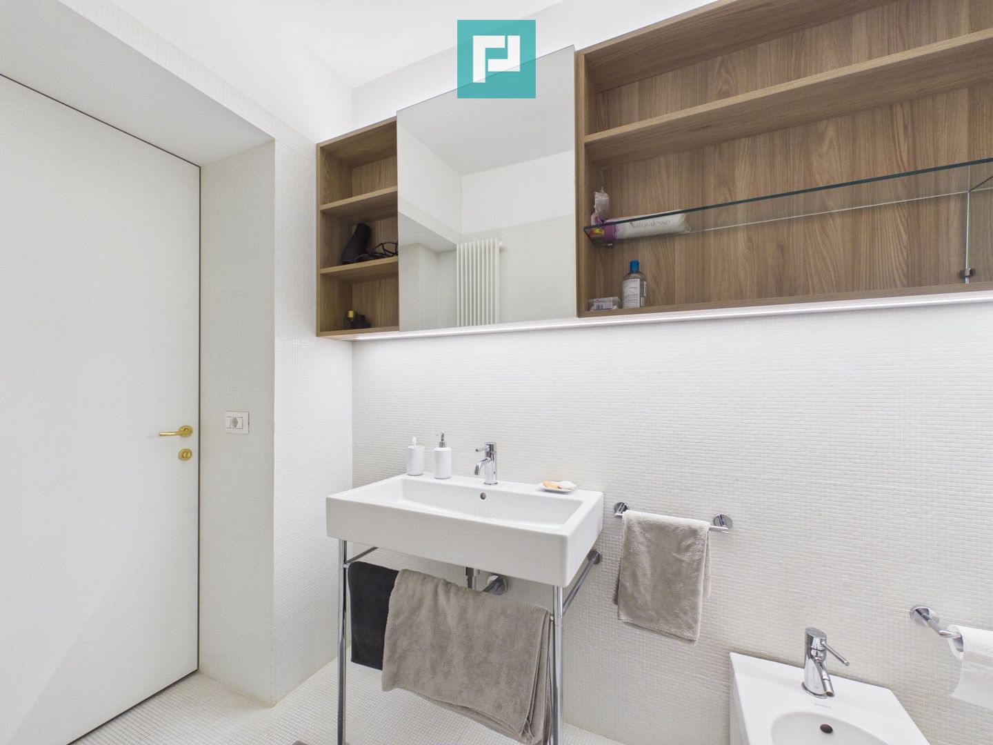 Apartament cu 3 camere Ultracentral - Poză 12