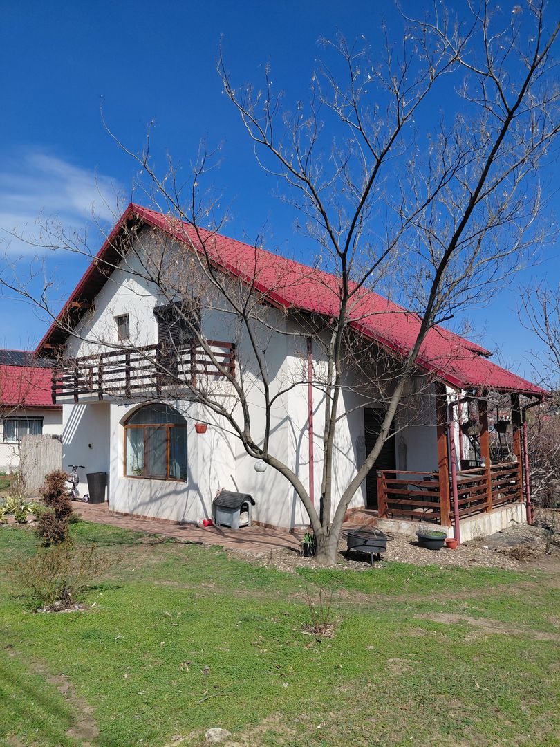 Casă P+M de vânzare în Șendreni – 162 mp, teren 700 mp,  mobilata - Poză 2