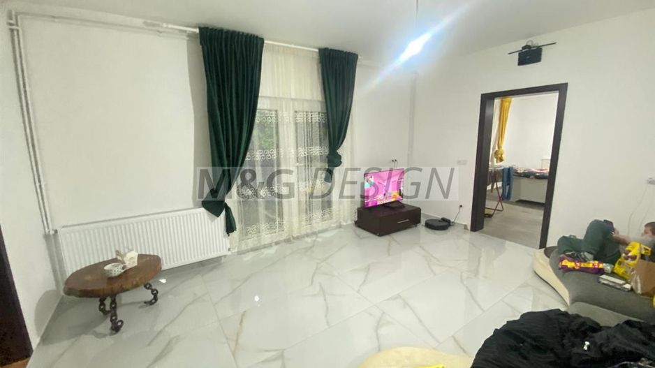 casa cu 2 apartamente Ianova 120mp centrala amenajata - Poză 15