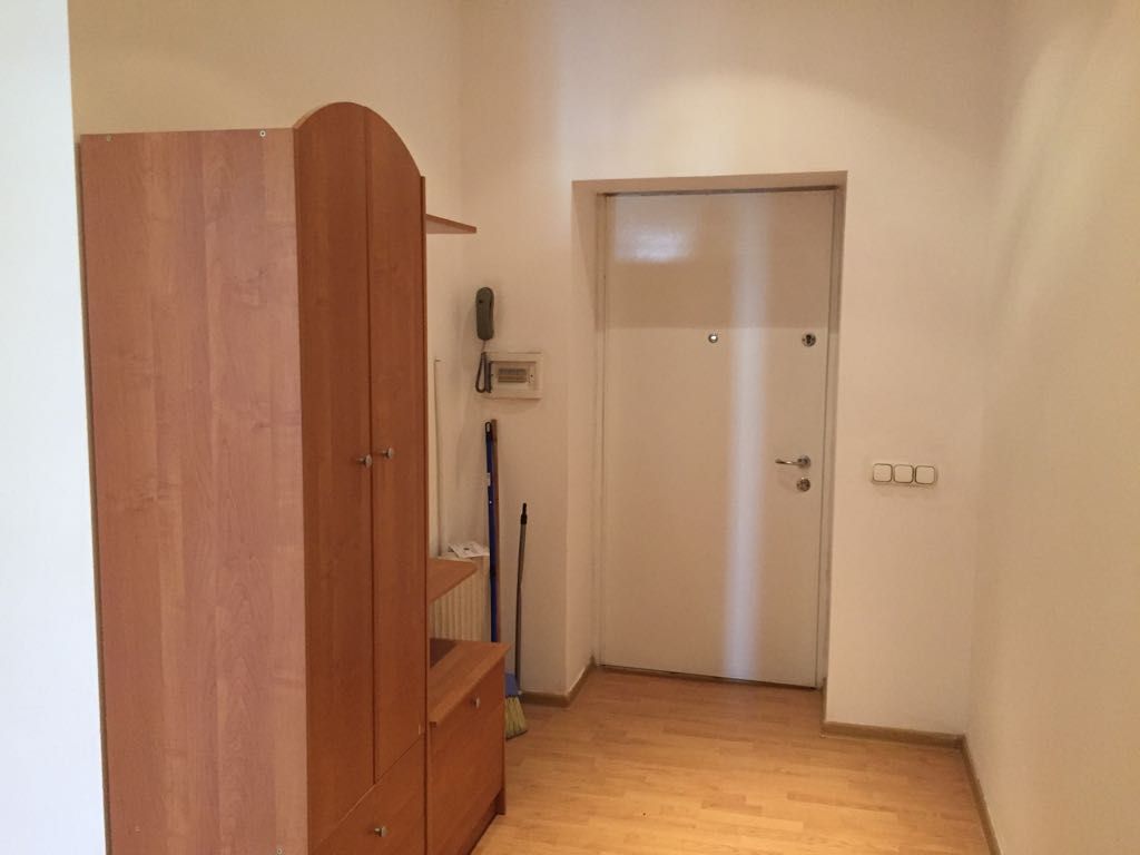 Apartament deosebit cu 3 camere în zona P-ta Victoriei - Poză 12