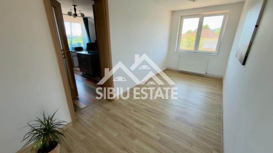 Casa Spectaculoasa Semipasiva cu teren de 1.000 mp.de vanzare in Orlat - Poză 11