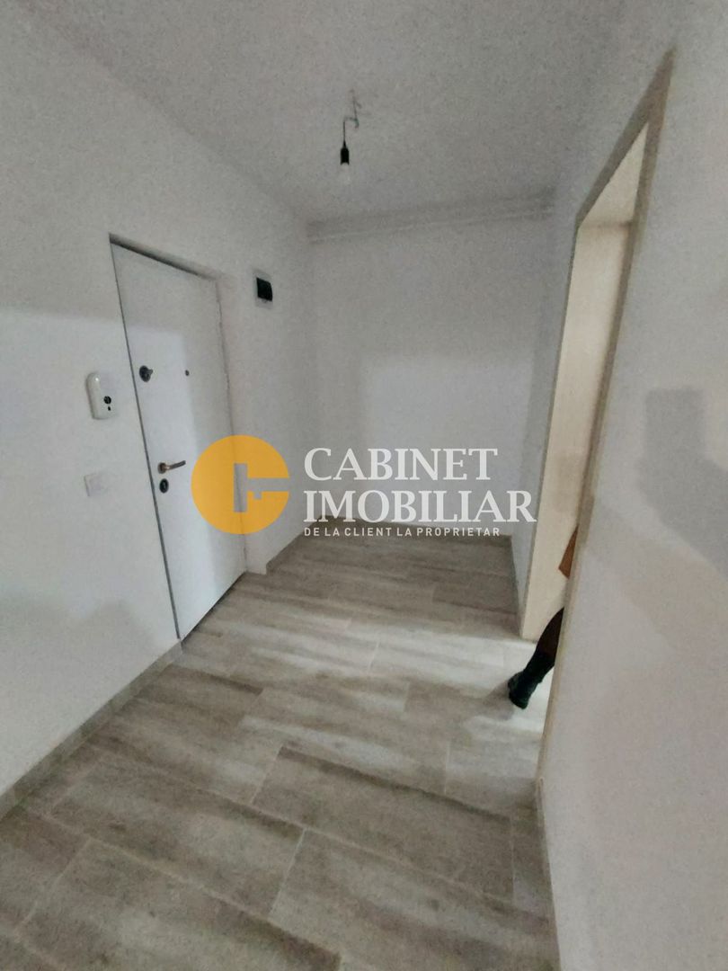 BUCIUM - 1 CAMERA DECOMANDAT - LOC DE PARACRE INCLUS - INTABULAT - Poză 2