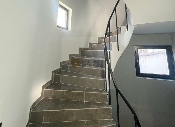 Vila tip Duplex - complet renovata - zona Aviatorilor - Poză 9