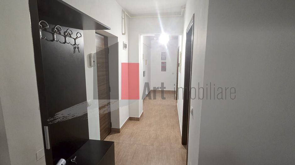 Vânzare apartament decomandat 3 camere cu 2 băi și centrală Metalurgiei - Monaco - Poză 3