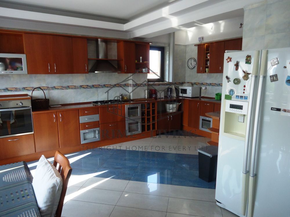 APARTAMENT SPATIOS CU 3 CAMERE LA INCHIRIERE LANGA PARCUL HERATSRAU - Poză 4