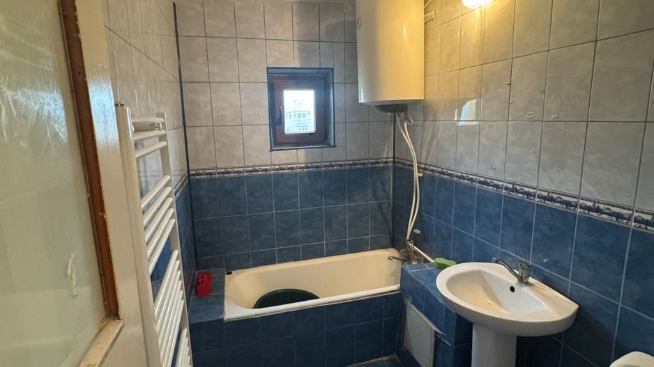 Apartament 3 camere de vânzare – Tineretului, zona Biserică - Poză 7