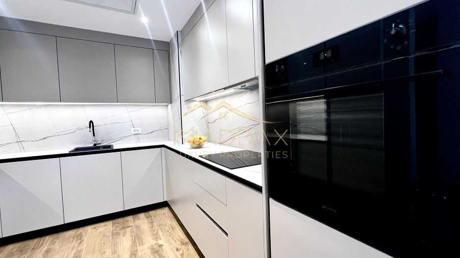 Apartament de Vanzare | 2 camere | Vedere spre lac - Poză 6