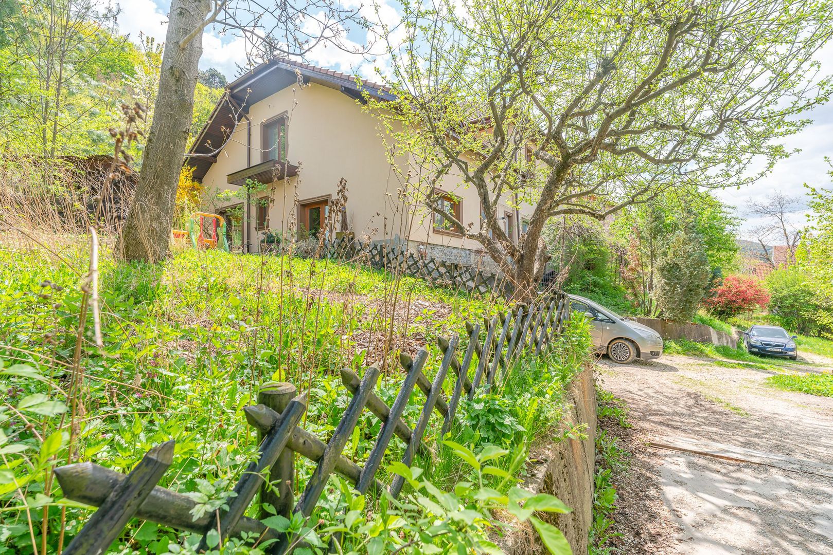 Oportunitatea de a deține o casa cu 3.385 mp teren în centrul - Poză 9