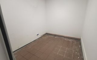 Spațiu comercial 150 mp | Vedere la parc | Vitrină 8 m | Vad intens - Poză 4