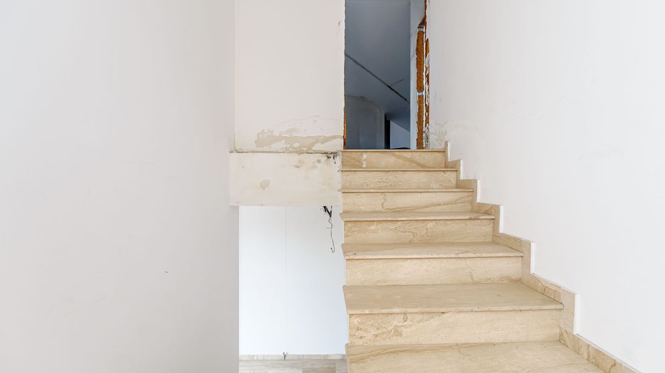 Clădire comercială în zona Grădiște. - Poză 19