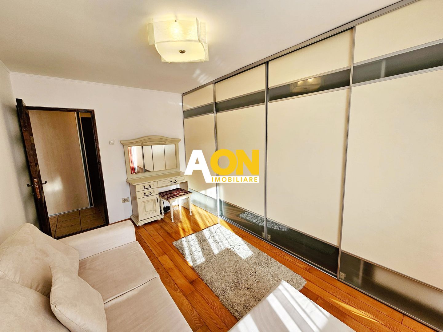 Apartament 3 camere,  mobilat, utilat,75 mp utili, et. 3, ultracentral - Poză 10