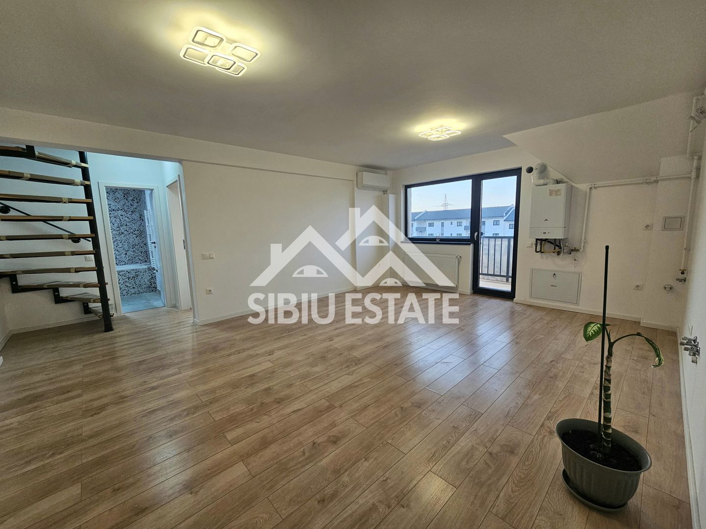 Apartament 3 camere, 2 bai LA CHEIE - Poză 6