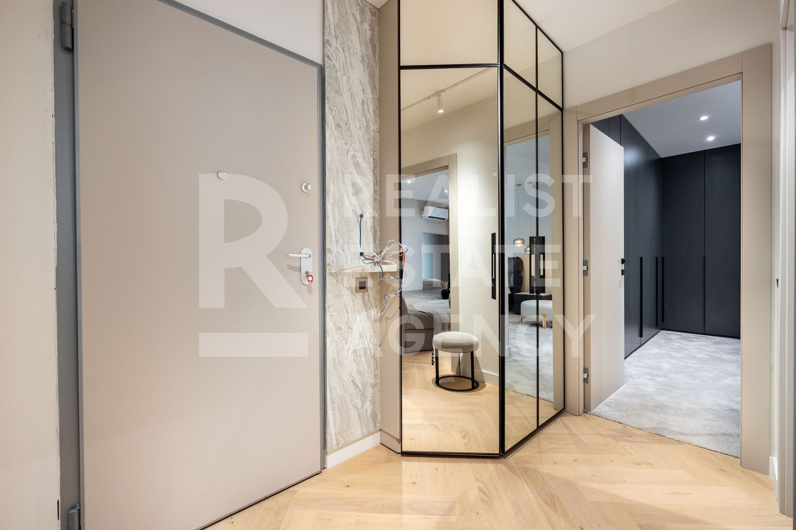 Vânzare, apartament cu 2 camere, zona Voluntari - Poză 16