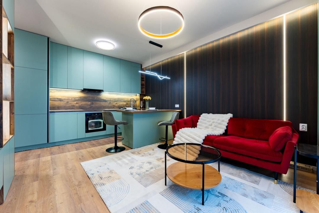 Apartament 2 camere, etaj intermediar, balcon, garaj, Eroilor - Poză 1