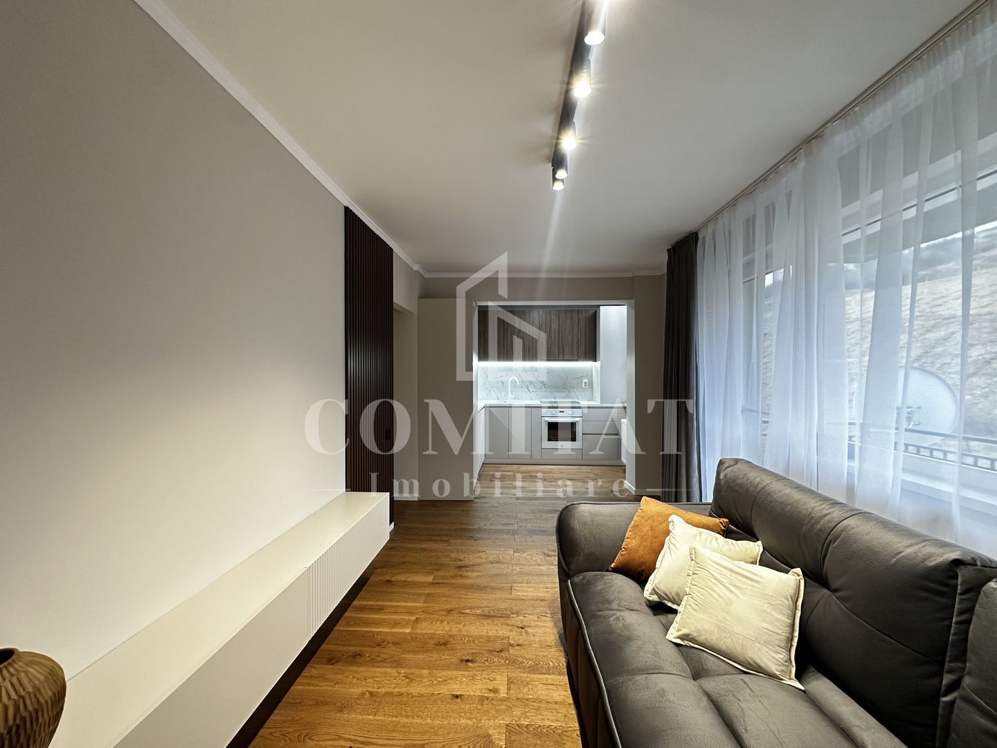 Apartament ultramodern | Garaj subteran | Zona Vivo - Poză 1