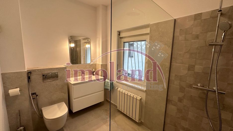 Inchiriere - 4 camere Renovate Integral - Primaverii - Poză 12