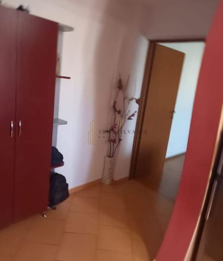 Apartament 2 camere decomandat - Poză 3