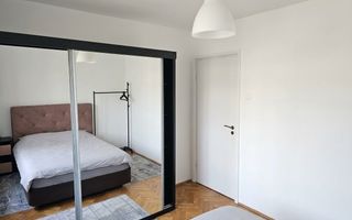 Apartament cu 3 camere, 2 balcoane, renovat complet în 2025. - Poză 6