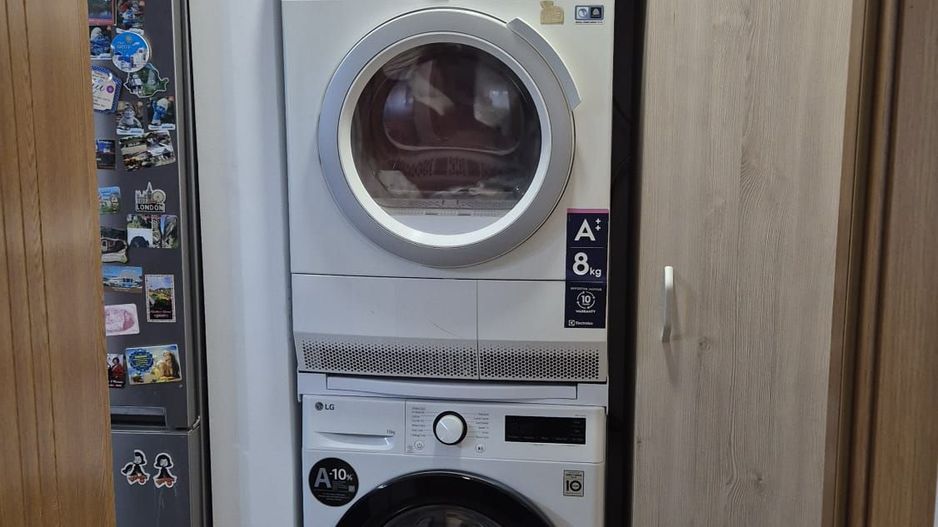 2 Camere Piata Resita cu Loc de parcare - Poză 6