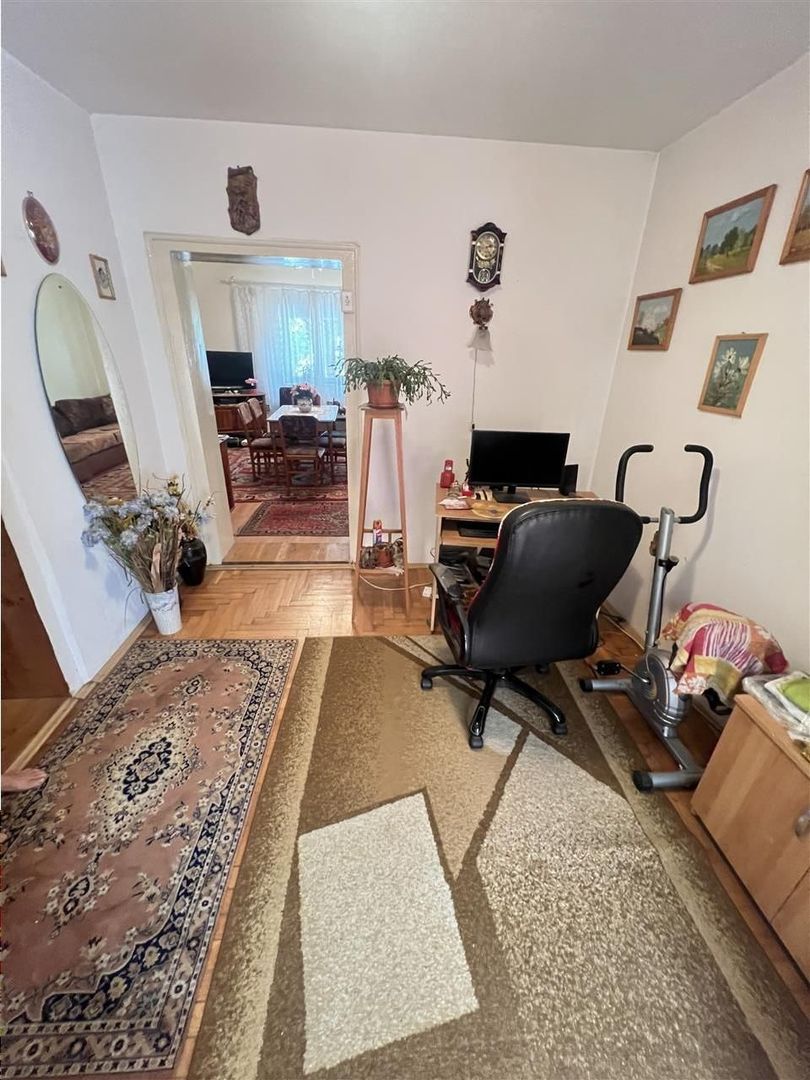 Casa pentru 2 familii zona Ghiroda CENTRALA teren 570mp - Poză 2