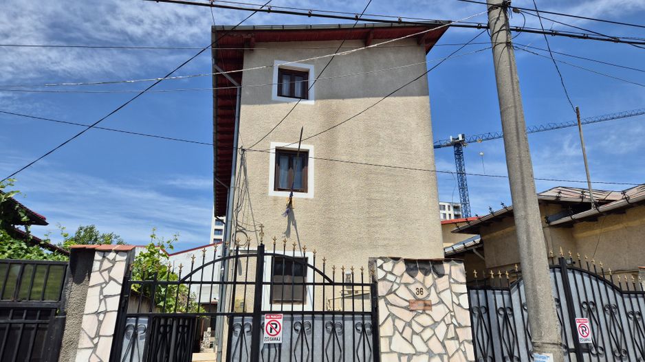 Casa P+2 - 244,08 mp + anexa + Garaj + teren 248 mp - Parcul Carol - Poză 1