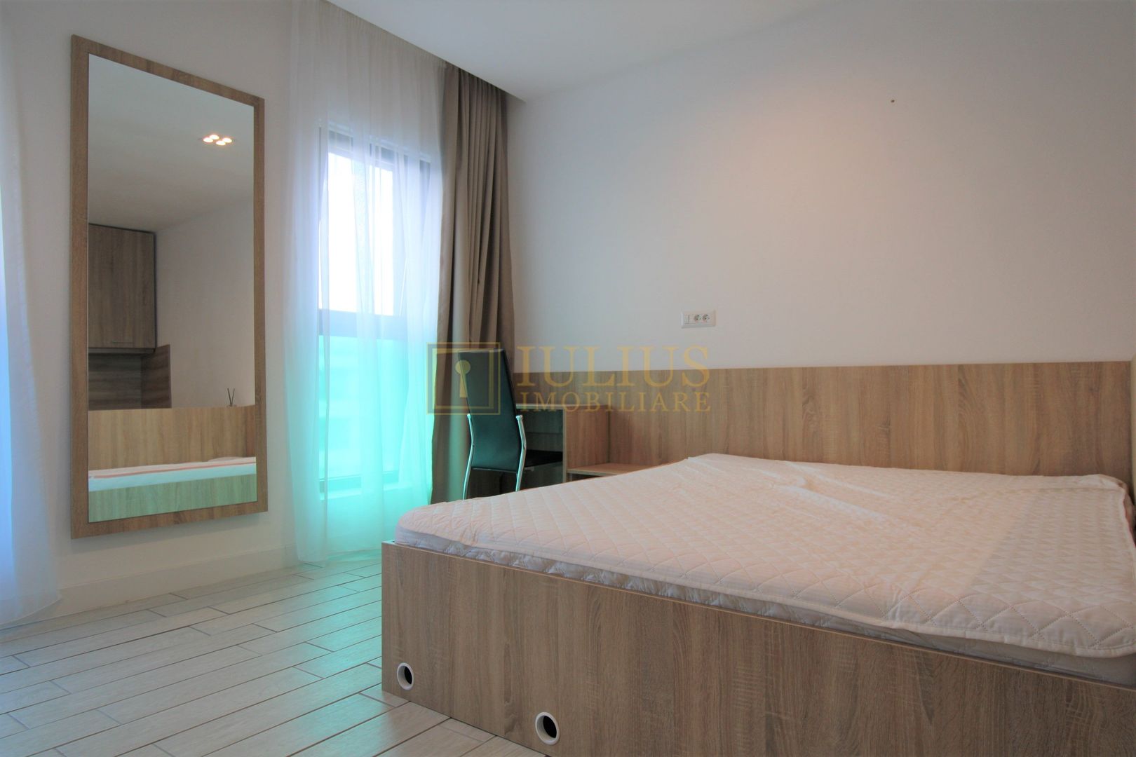 Încălzire în pardoseală, baia are fereastra. Loc parcare privat - Poză 3