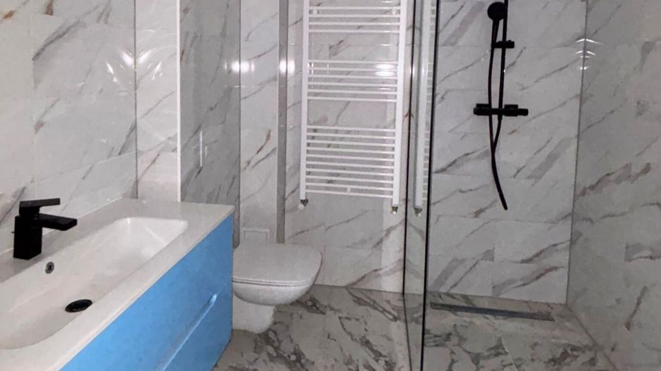 Apartament modern finisat și utilat confort eleganță și liniște zona Tractorul - Poză 3