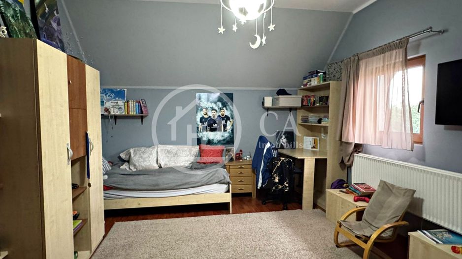 Casă de vânzare cu 4 camere si teren de 1000 mp in Salard, Bihor - Poză 22