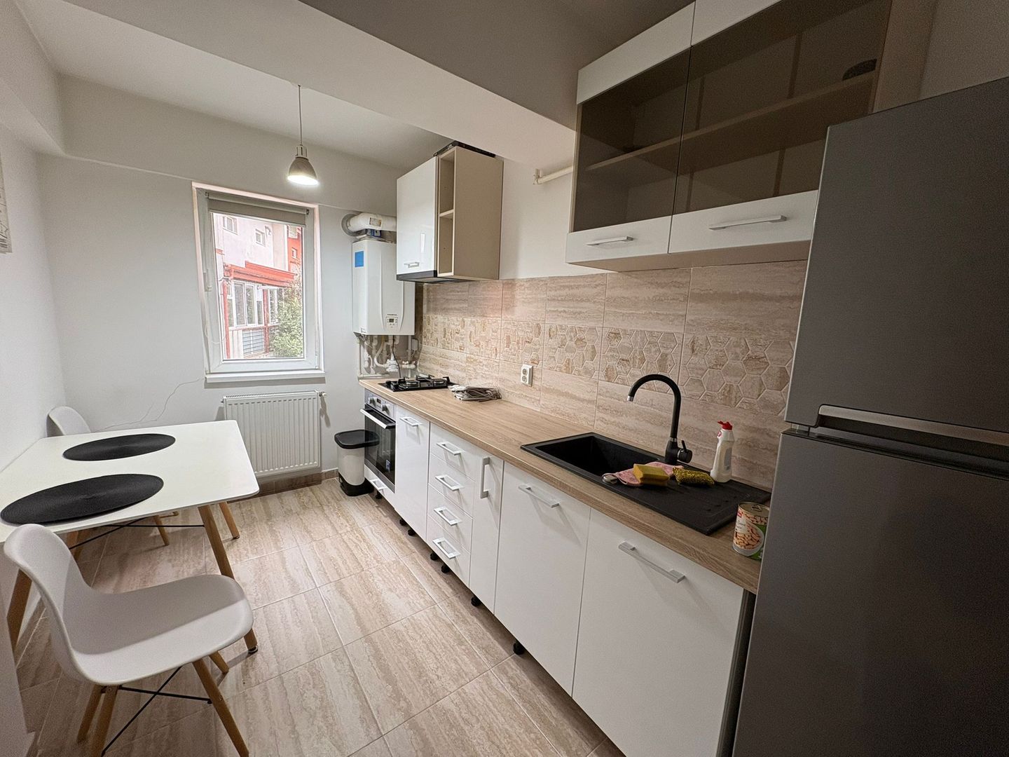 GARSONIERA METALURGIEI, BLOC NOU, CENTRALA TERMICA, BUCATARIE INCHISA - Poză 4