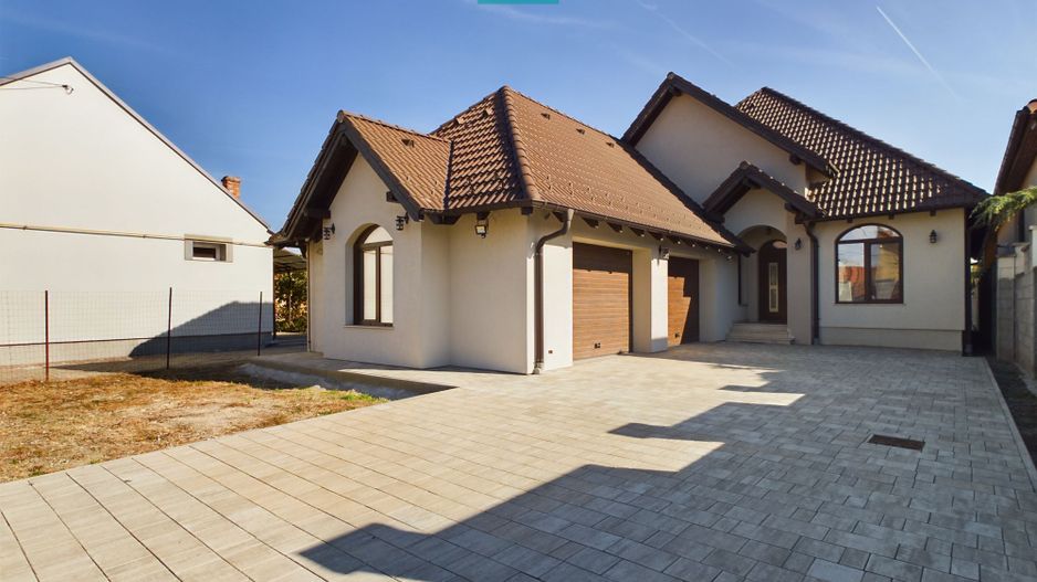 Vilă la sol cu 3 camere în Pârneava - Poză 22