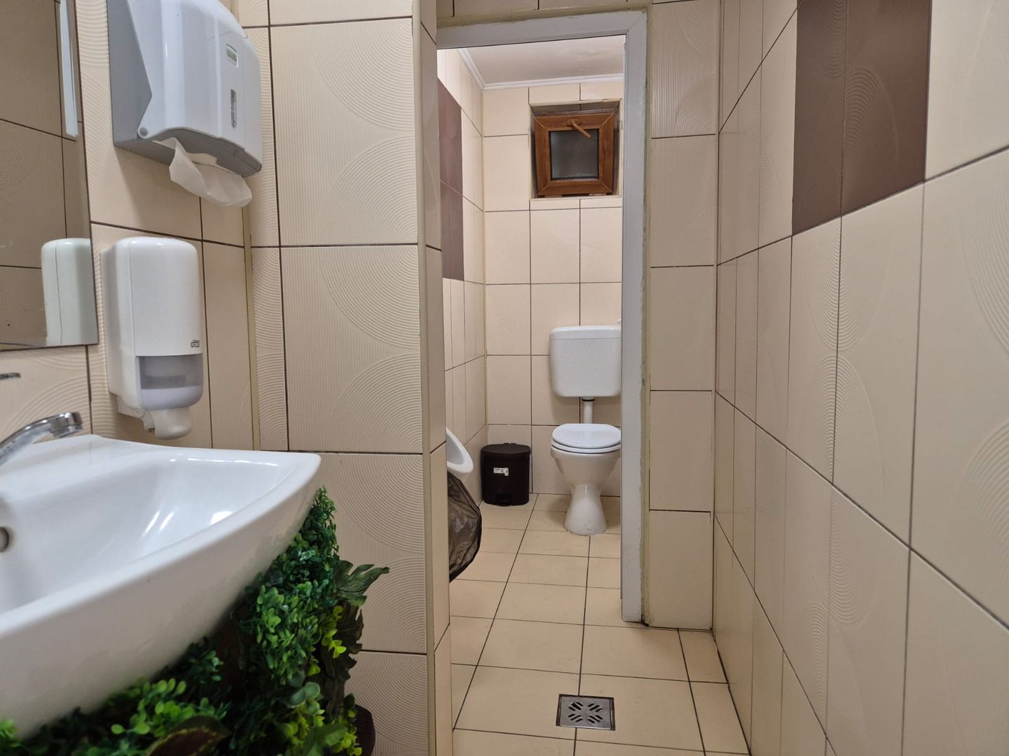 Spațiu comercial restaurant cu terasă de vânzare în  Olimp Constanța - Poză 14