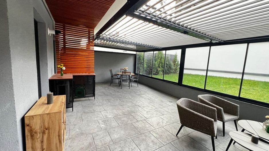 De vanzare Apartament LUX cu terasa si gradina proprie, Casa Poporului - Poză 2