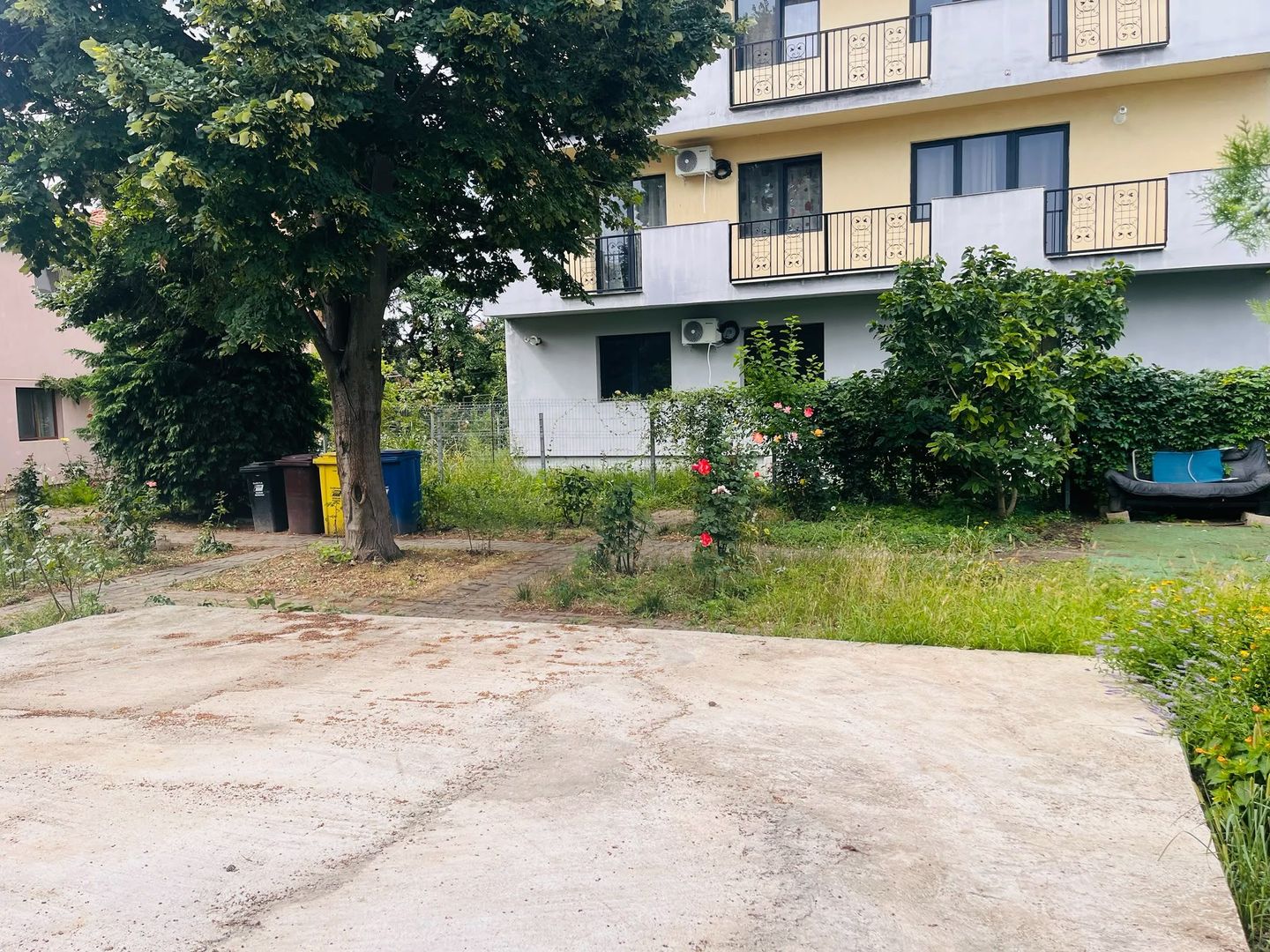 Oaza de liniste si verdeata, aproape de Km 0 -  Brestei, zona Obedeanu - Poză 17