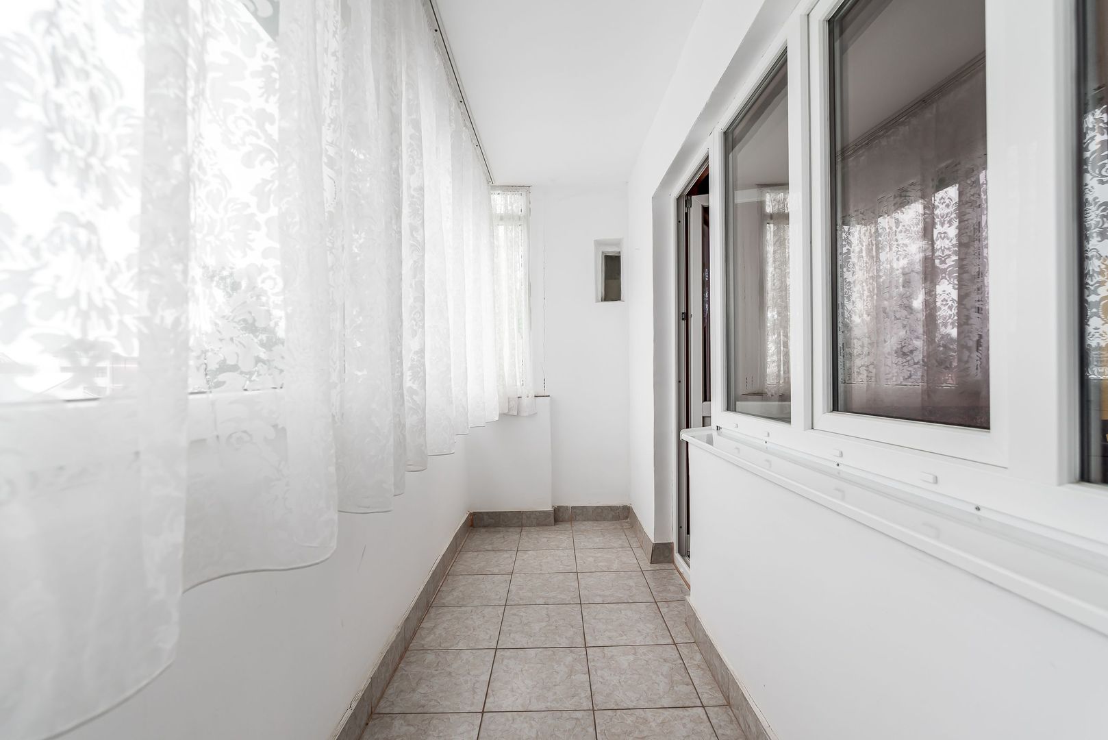 VANDUT! Apartament 3 camere, 67 mp, etaj 2 - Z8, Vlaicu - COMISION 0 - Poză 6