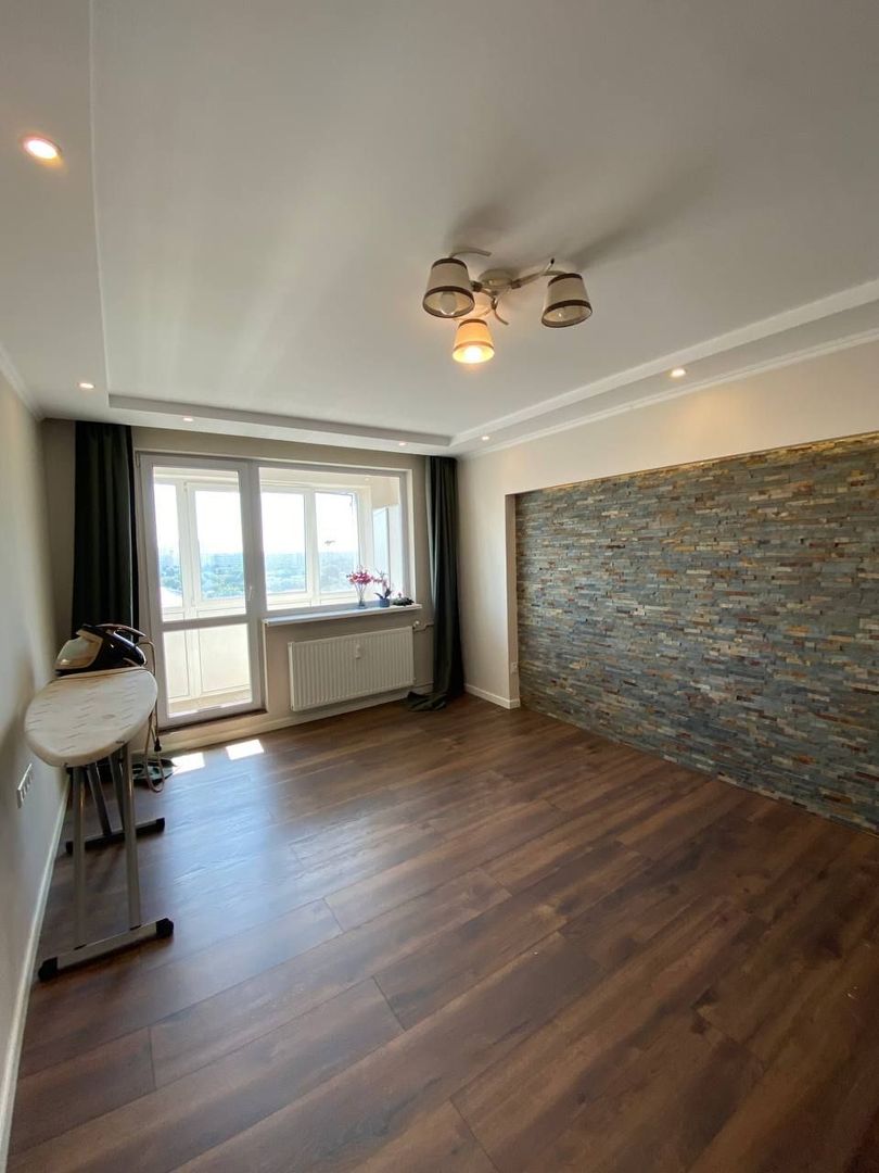 Apartament de vanzare cu 2 camere - Poză 4