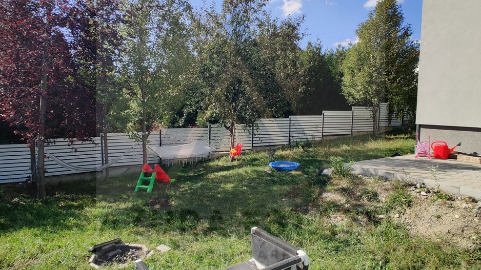 Casa individuala 4 camere 2 bai si teren 573 mp in Bavaria Park - Poză 10