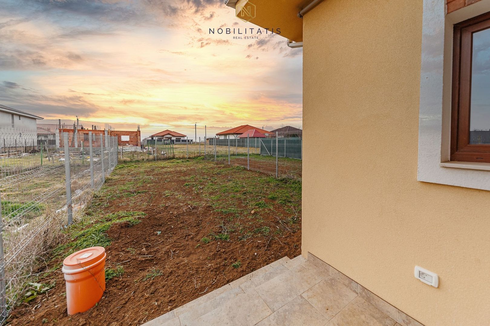 Casa tip Duplex “Mica de ea” pe Parter – Locuință Ideale pentru Familii Mici! - Poză 4