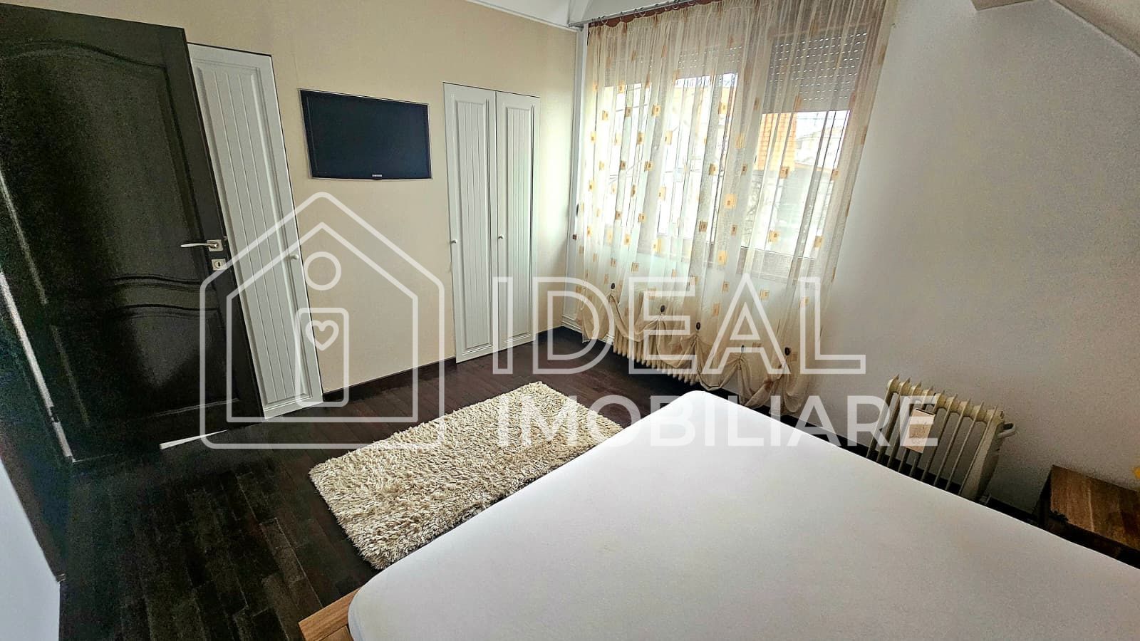 Casa Individuala cu 4 camere si garaj, zona Strand - Poză 11