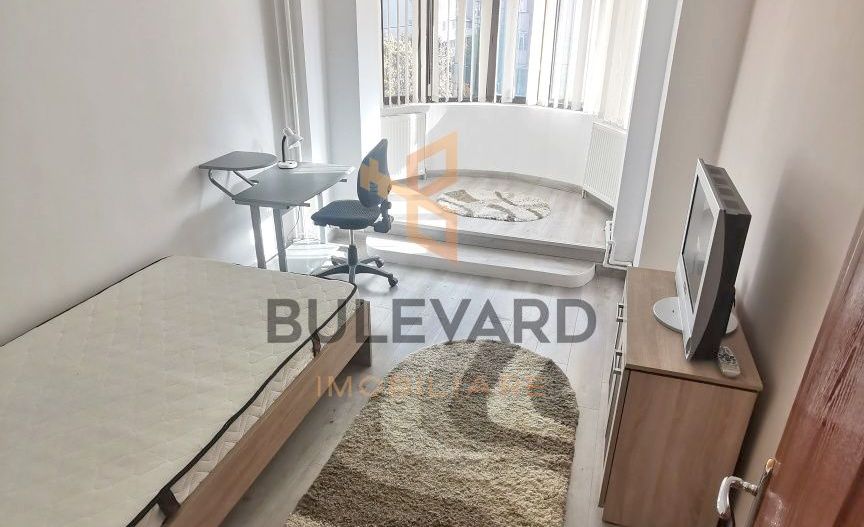 Apartament 3 camere decomandate + garaj! - Poză 3