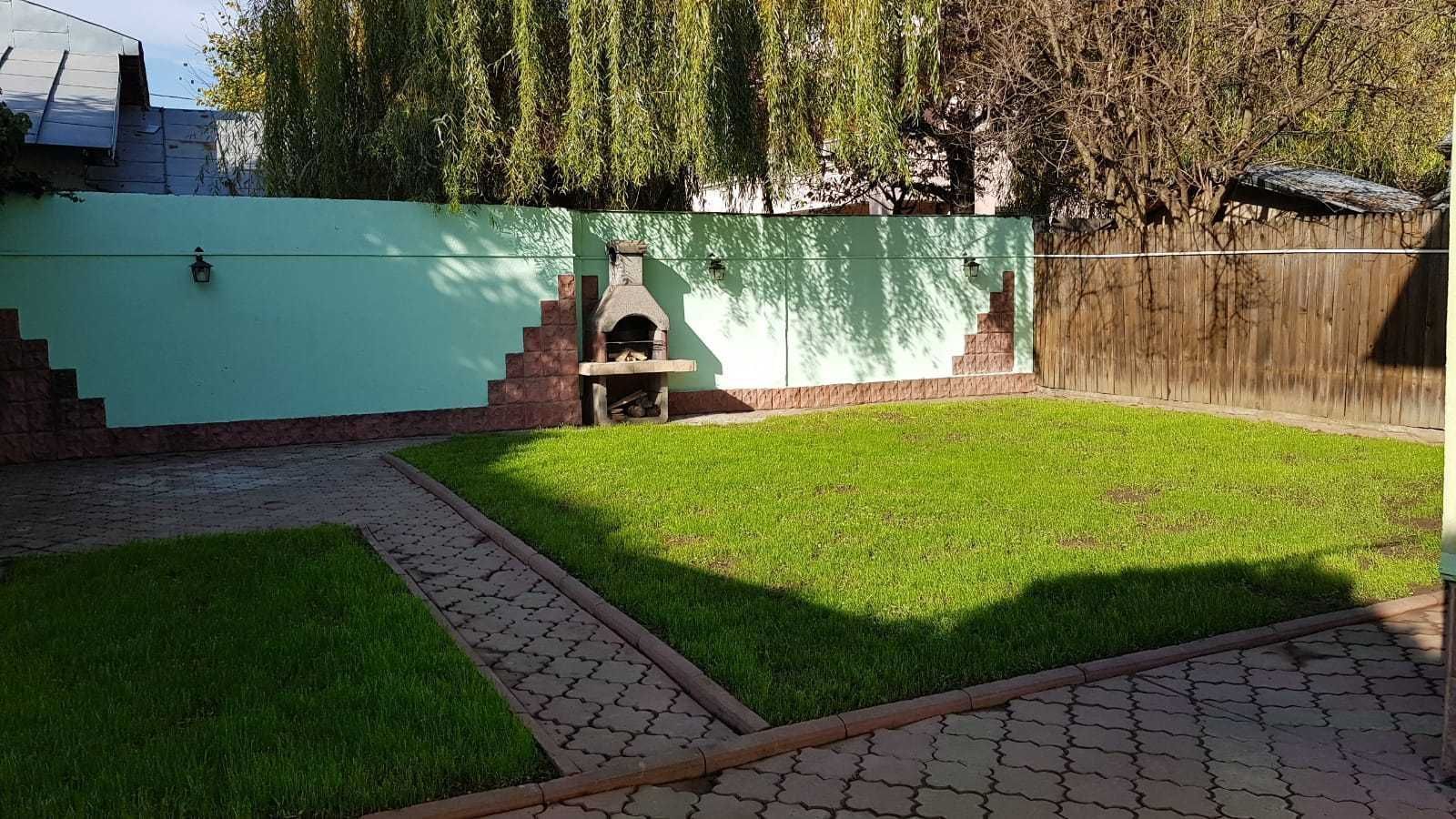 Vila spatioasa Bucurestii Noi | 2 Cocoși - Poză 1