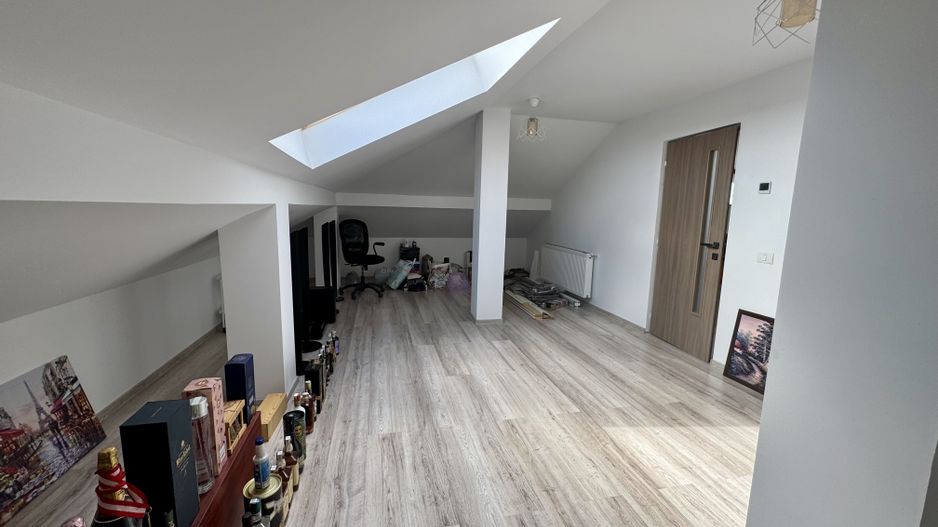 Berceni - VILĂ UNICAT, spațioasă, curte 1.000 mp, la 7 min metrou - Poză 38