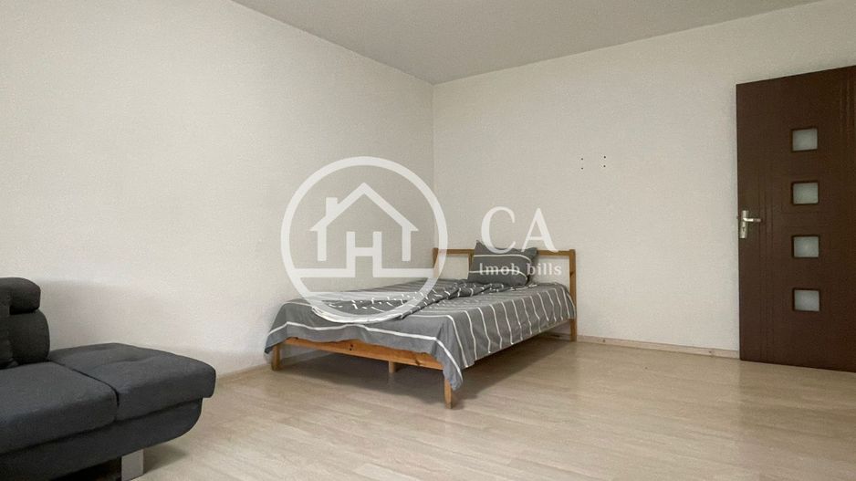 Apartament cu 3 camere de inchiriat in zona Rogerius, Oradea - Poză 8
