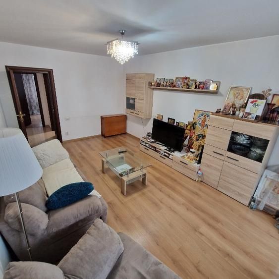 Apartament 3 camere | 70 mp | 1,5 min metrou | Complet renovat | Mobilat,utila - Poză 7